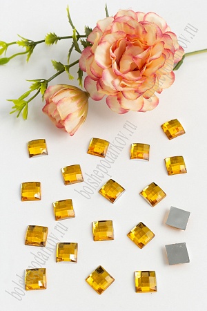 Стразы граненые 10 мм, квадратные (100 шт) SF-403, золото