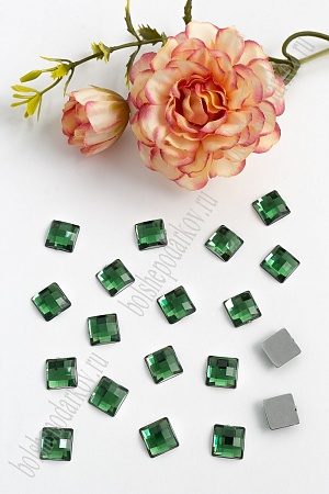 Стразы граненые 10 мм, квадратные (100 шт) SF-403, зеленый