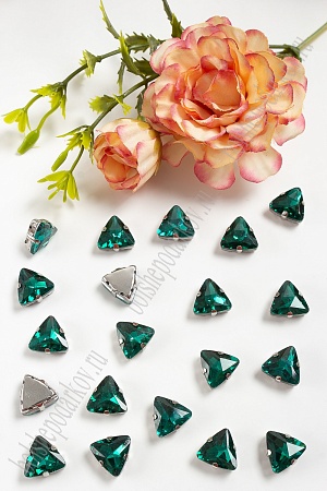 Стразы пришивные 12 мм &quot;Треугольник&quot; (10 шт) SF-3766, изумрудный №5